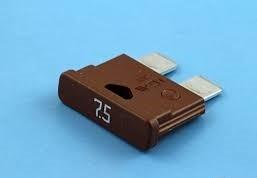MTA - UNIVAL FUSIBILE 7,5A ( Conf. da 10 pz )