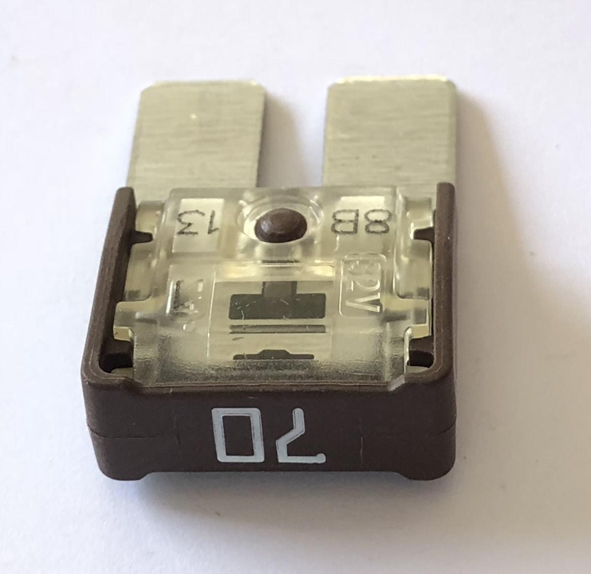 MTA - FUSIBILE M8COMPACT Zn 70A 32V ( Conf. da 20 pz )