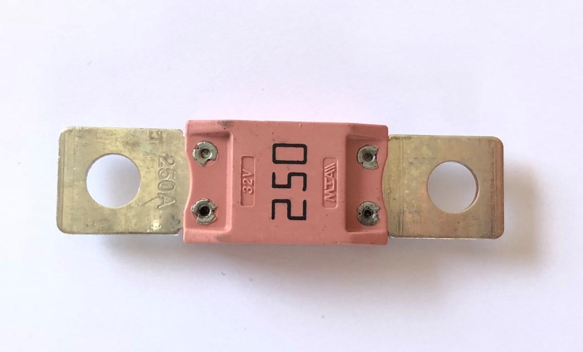 MTA - MEGACOMPACT FUSIBILE 250A ( Conf. da 5 pz )