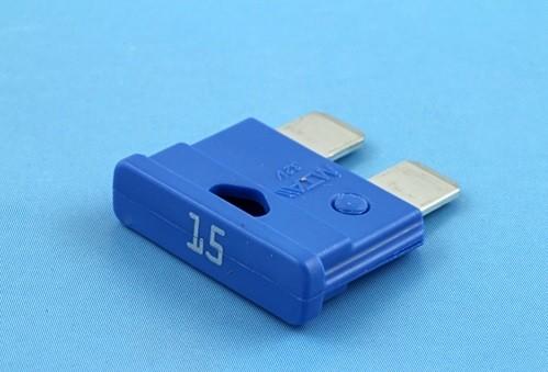 MTA - UNIVAL FUSIBILE 15A DULL COLOUR ( Conf. da 6000 pz )